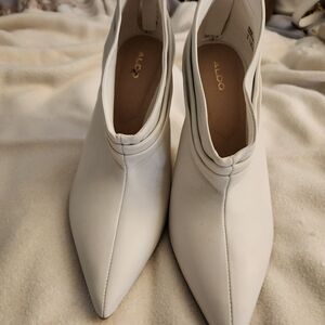 Aldo Women's White Pointed Toe Heeled Boots
